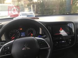 ميتسوبيشي اوتلاندر